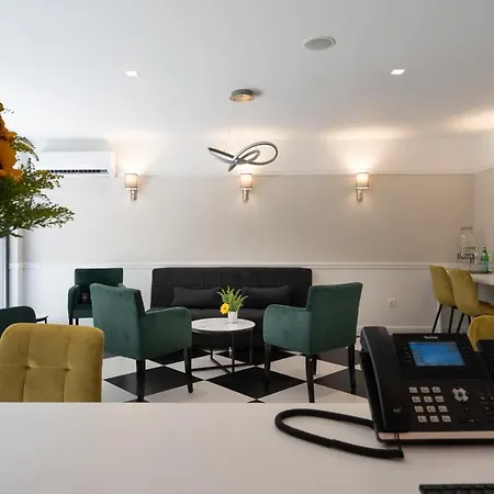 Hotel Pure By Prime Atena